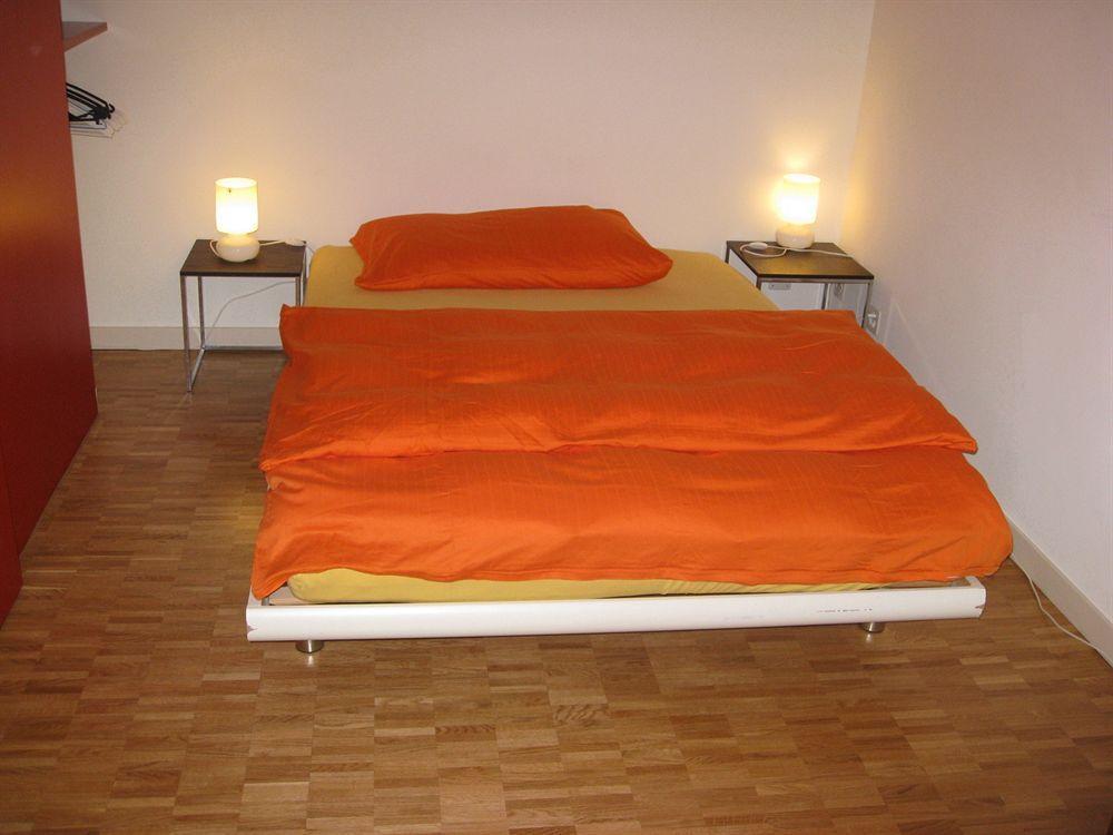 Unique Serviced Living @ Airport Line Basel Eksteriør bilde