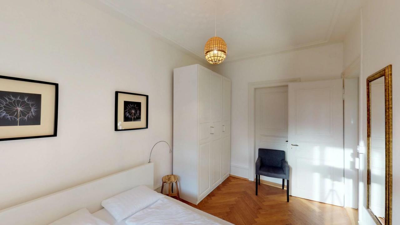 Unique Serviced Living @ Airport Line Basel Eksteriør bilde