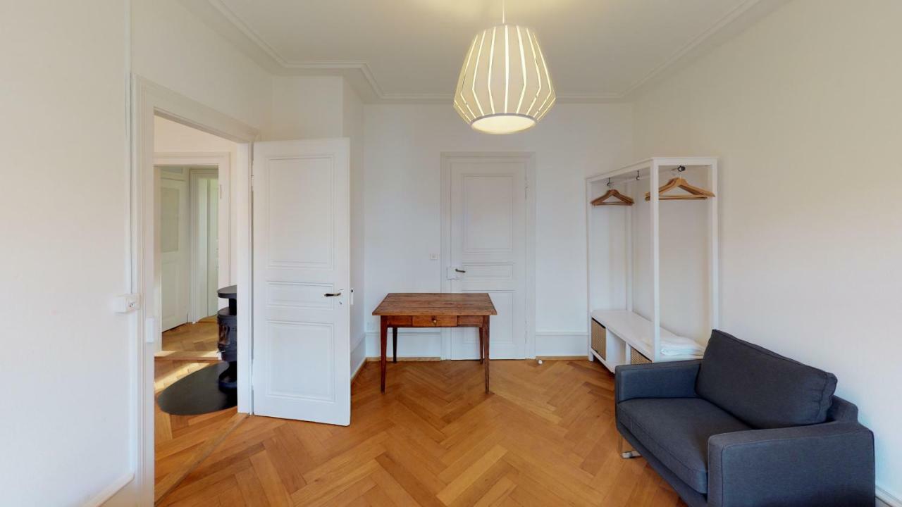 Unique Serviced Living @ Airport Line Basel Eksteriør bilde